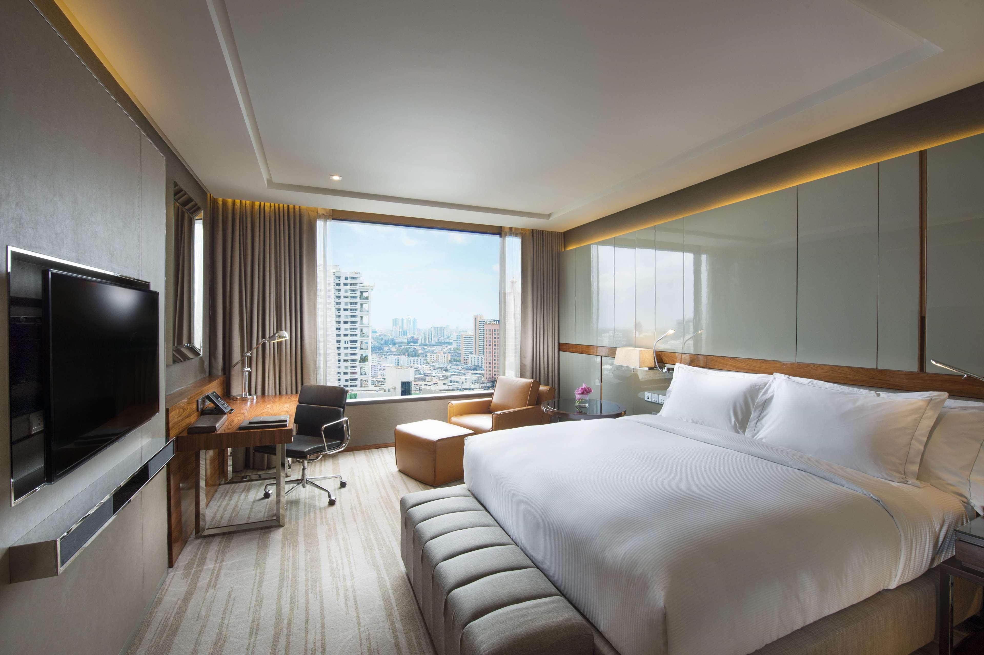 Khách sạn Hilton Sukhumvit