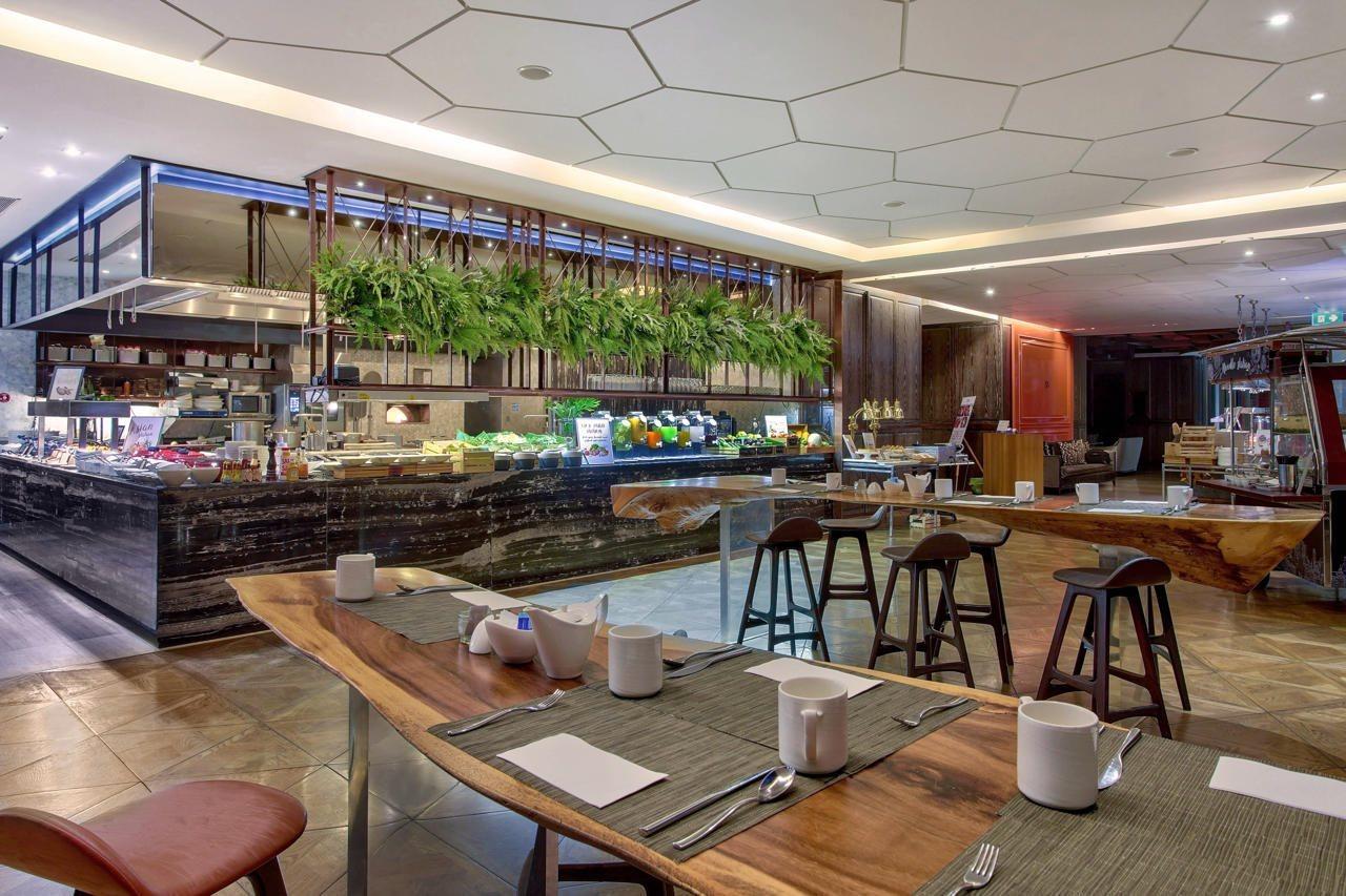 Khách sạn Hilton Sukhumvit 5*