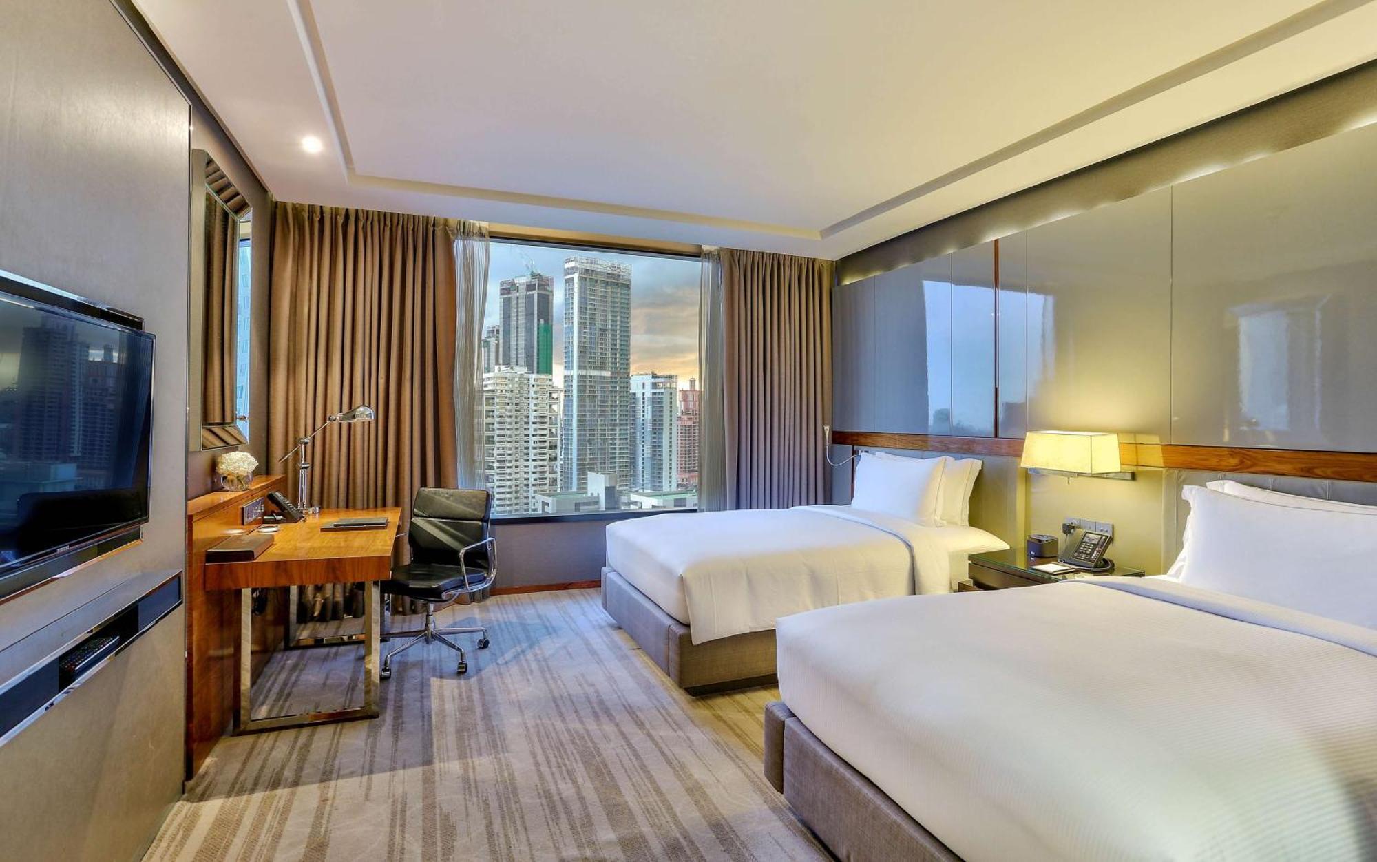 Khách sạn Hilton Sukhumvit