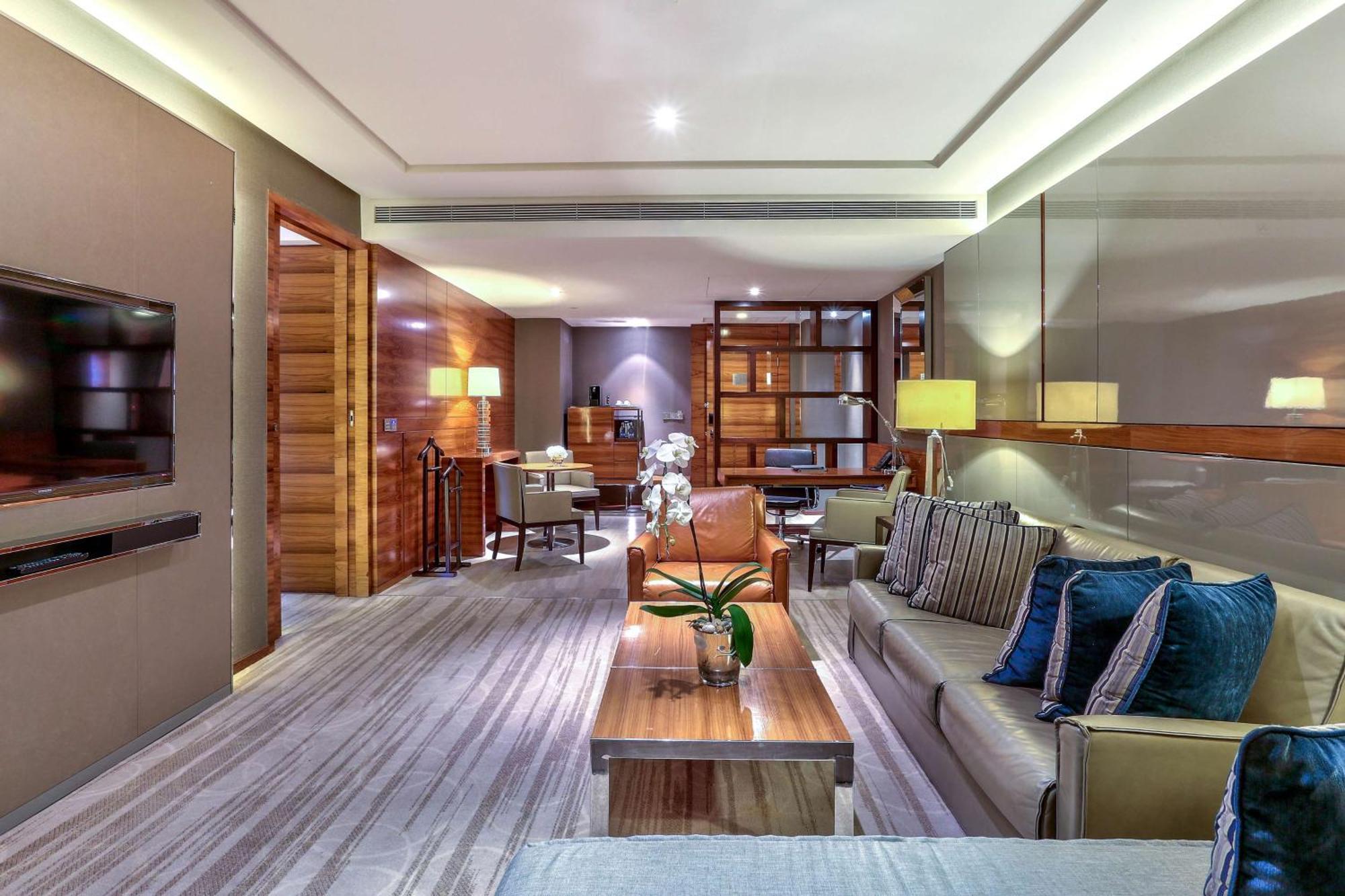 Hilton Sukhumvit Khách sạn Bangkok